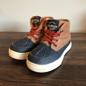 OshKosh toddler boys duck boots
